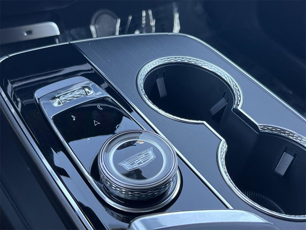 New 2026 Cadillac Lyriq V image 21