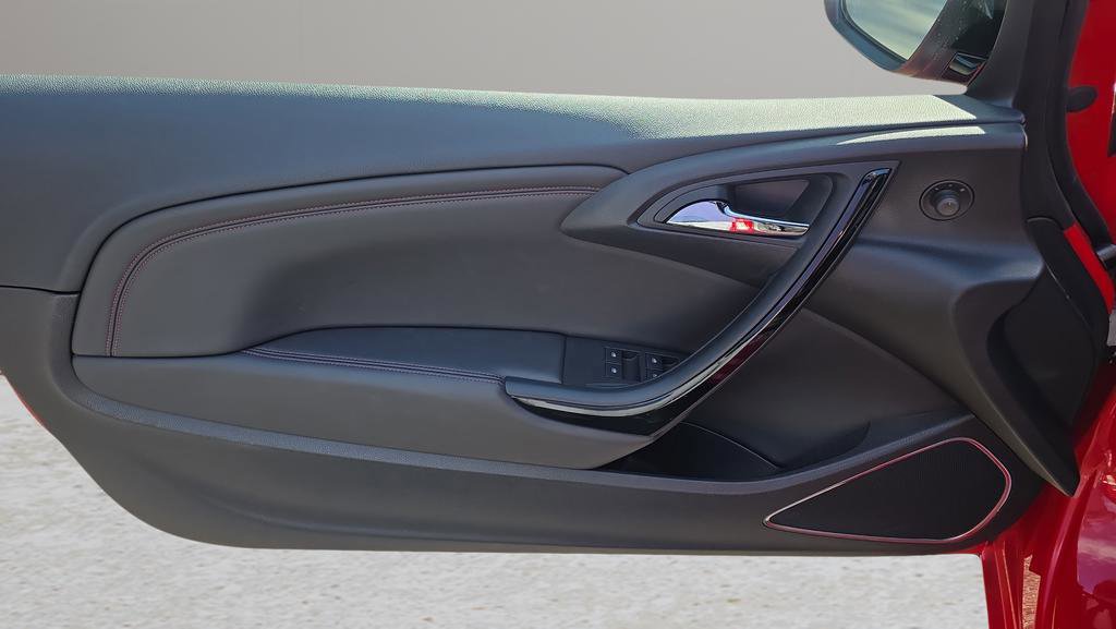 Used 2017 Buick Cascada Sport Touring image 25