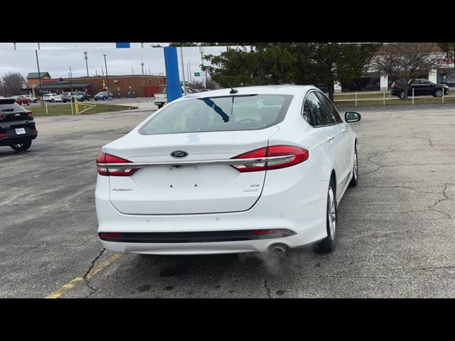 Used 2018 Ford Fusion SE w/ Fusion SE Technology Package image 29