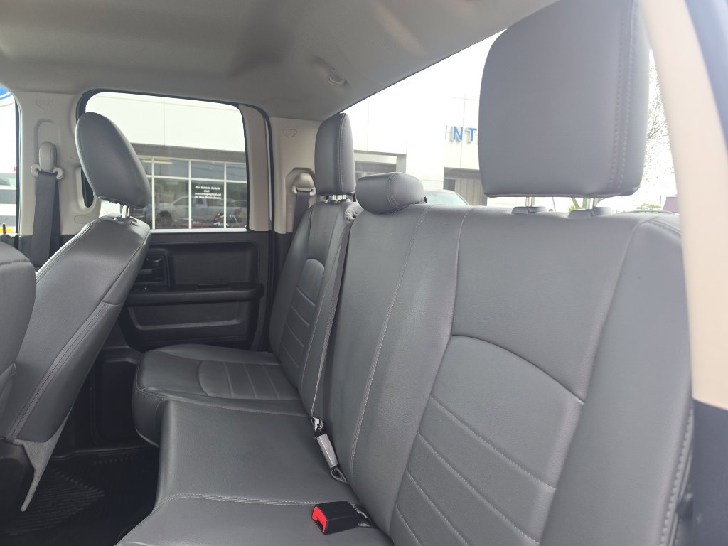 Used 2019 RAM 1500 Tradesman w/ Chrome Appearance Group image 15