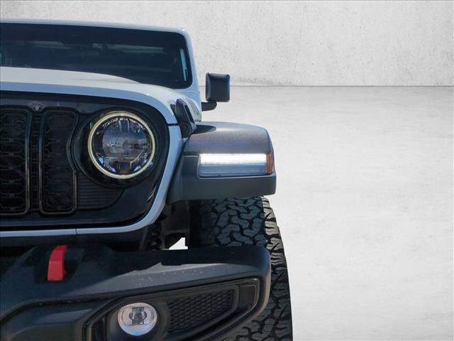 Used 2024 Jeep Wrangler Willys image 14