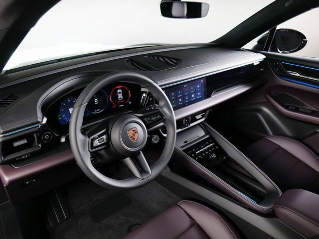 New 2025 Porsche Macan 4 Electric image 20