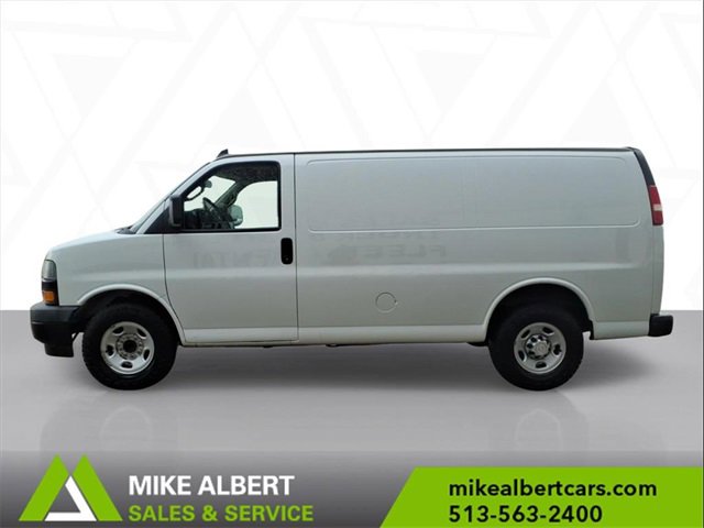 Used 2019 Chevrolet Express 2500 w/ Driver Convenience Package image 4