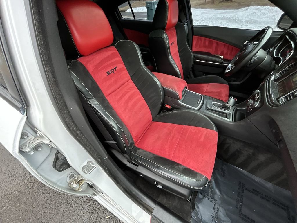 Used 2016 Dodge Charger SRT image 25