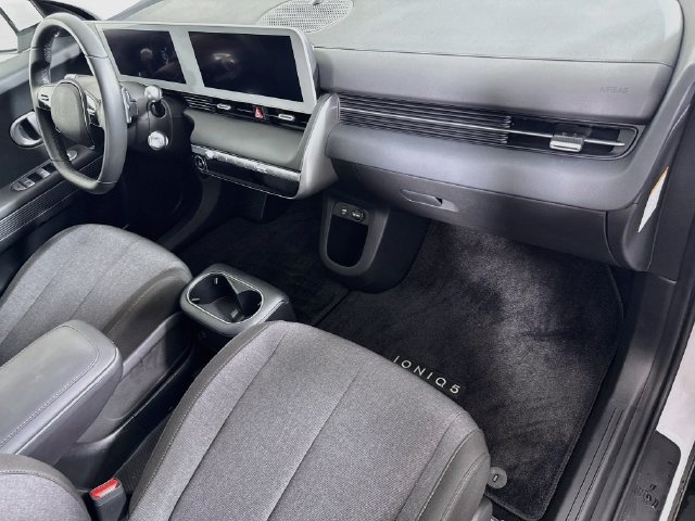 Certified 2024 Hyundai Ioniq 5 SE RWD image 30
