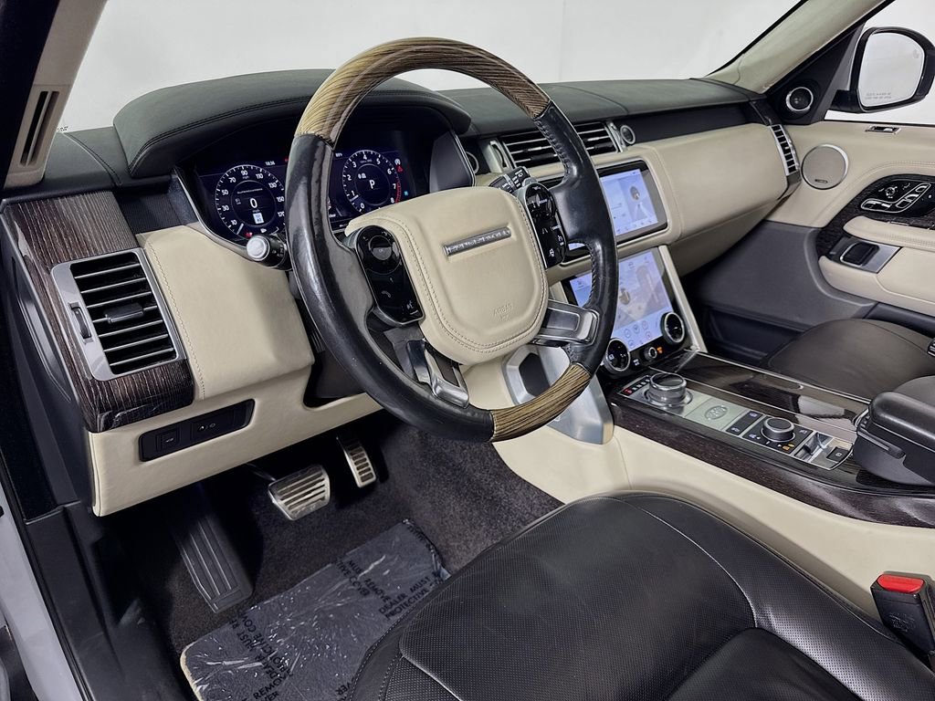 Used 2018 Land Rover Range Rover Long Wheelbase Autobiography image 9