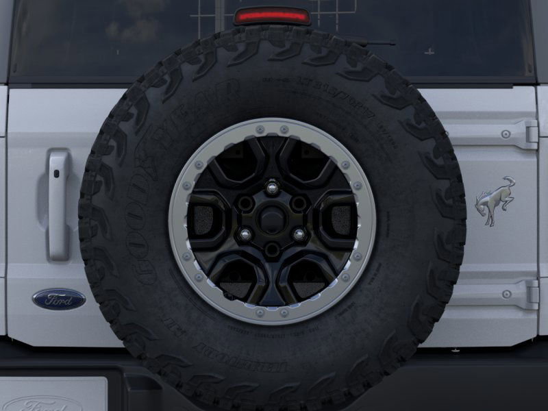 New 2025 Ford Bronco Outer Banks w/ Sasquatch Package image 24
