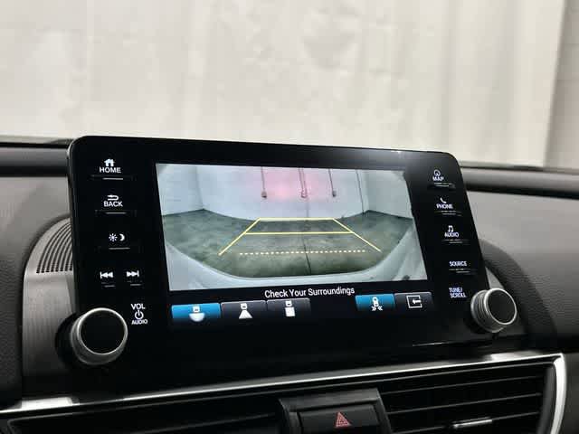Used 2018 Honda Accord Touring image 23