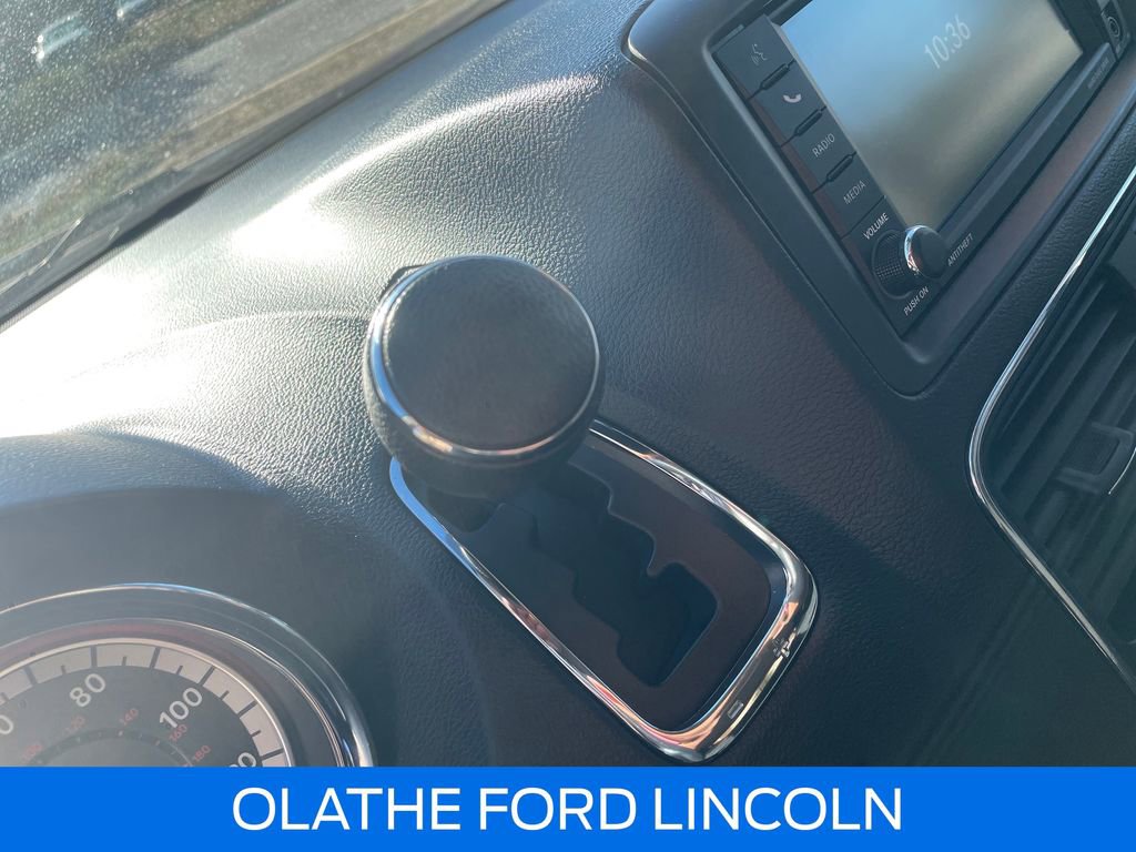 Used 2019 Dodge Grand Caravan SE image 26