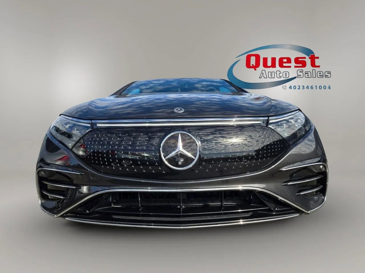 Used 2023 Mercedes-Benz EQS 580 4MATIC Sedan w/ Exclusive Trim Package image 10