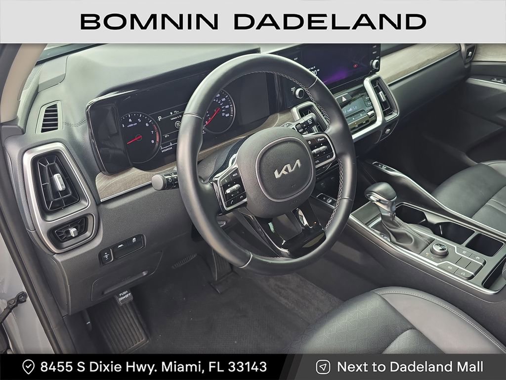 Used 2022 Kia Sorento S image 19