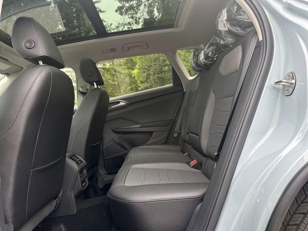New 2026 Volkswagen Taos SE AWD/4WD image 18