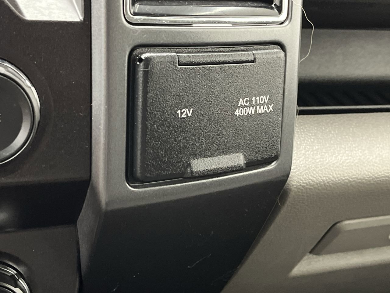 Used 2019 Ford F150 XLT w/ Equipment Group 302A Luxury AWD/4WD image 24
