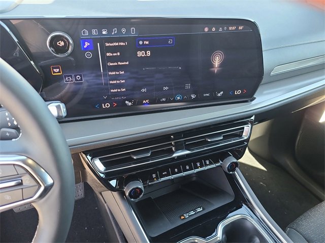 New 2026 Chevrolet Traverse LT image 31