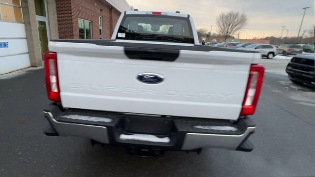New 2026 Ford F250 XL w/ XL Chrome Package image 3