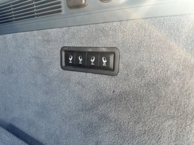 Used 2023 Jeep Grand Wagoneer Series II image 17