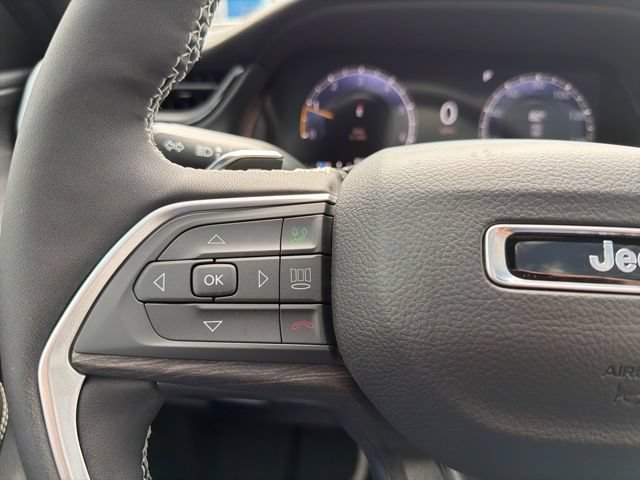New 2026 Jeep Grand Cherokee Limited w/ Limited Altitude Package RWD image 15