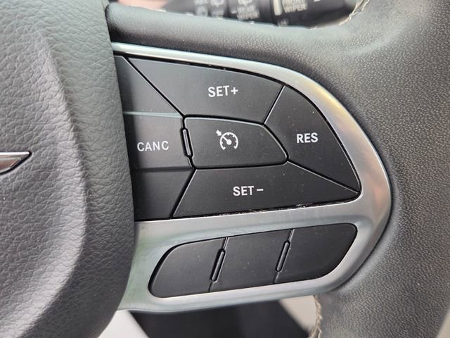 Used 2023 Chrysler Voyager LX image 23