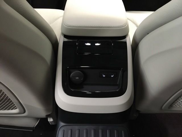 New 2024 Volvo S60 T8 Plus w/ Climate Package image 25