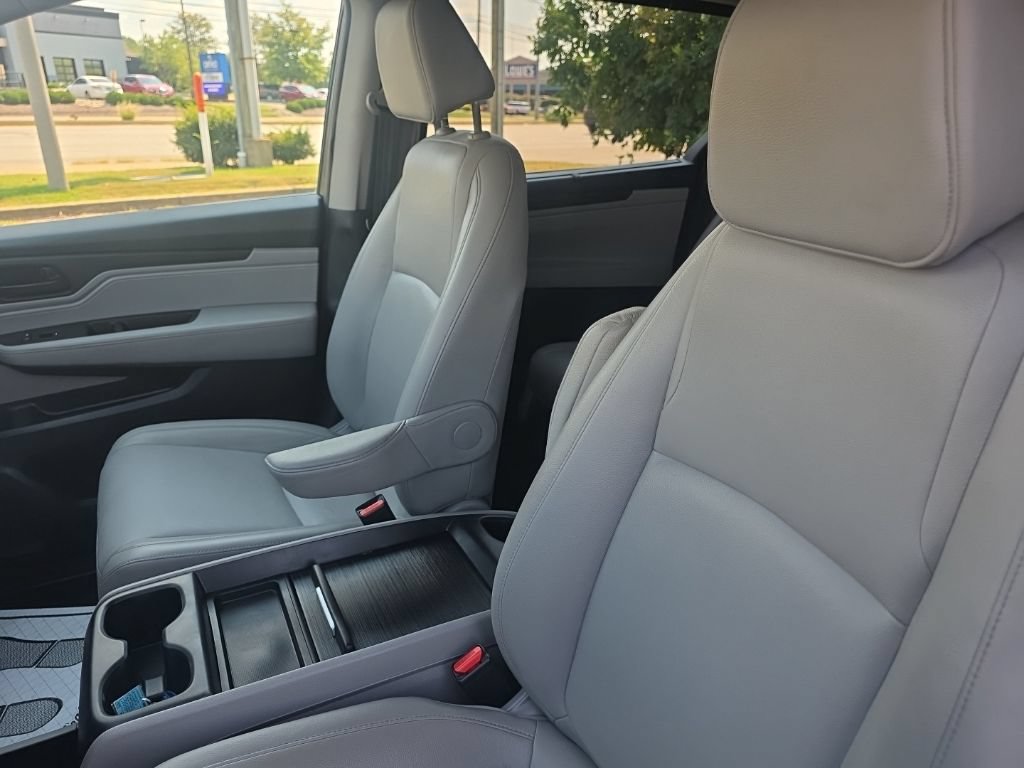 Used 2019 Honda Odyssey EX-L image 11