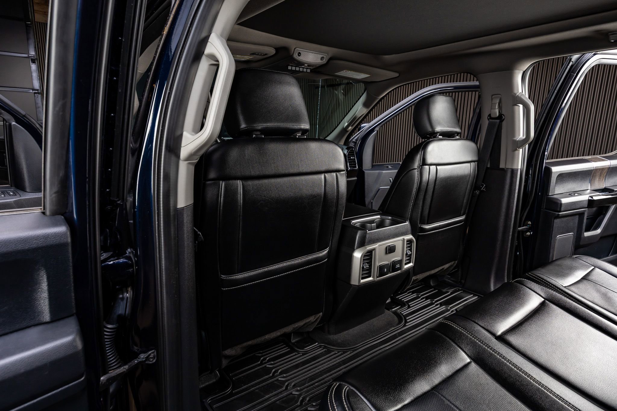 Used 2021 Ford F250 Lariat w/ Lariat Ultimate Package image 33