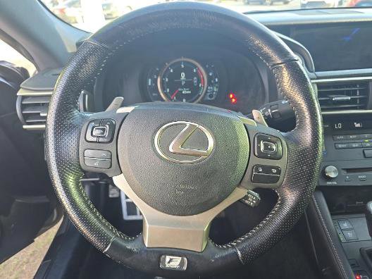 Used 2016 Lexus RC 200t RWD image 5