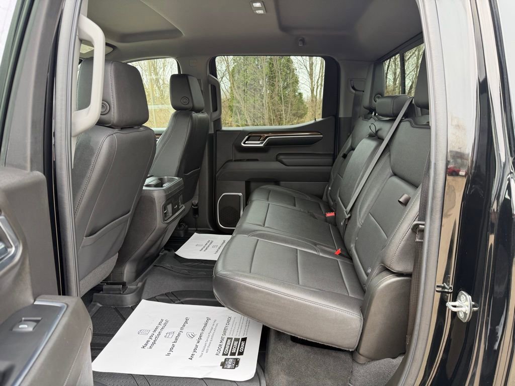 Used 2022 Chevrolet Silverado 1500 RST w/ Redline Edition image 26