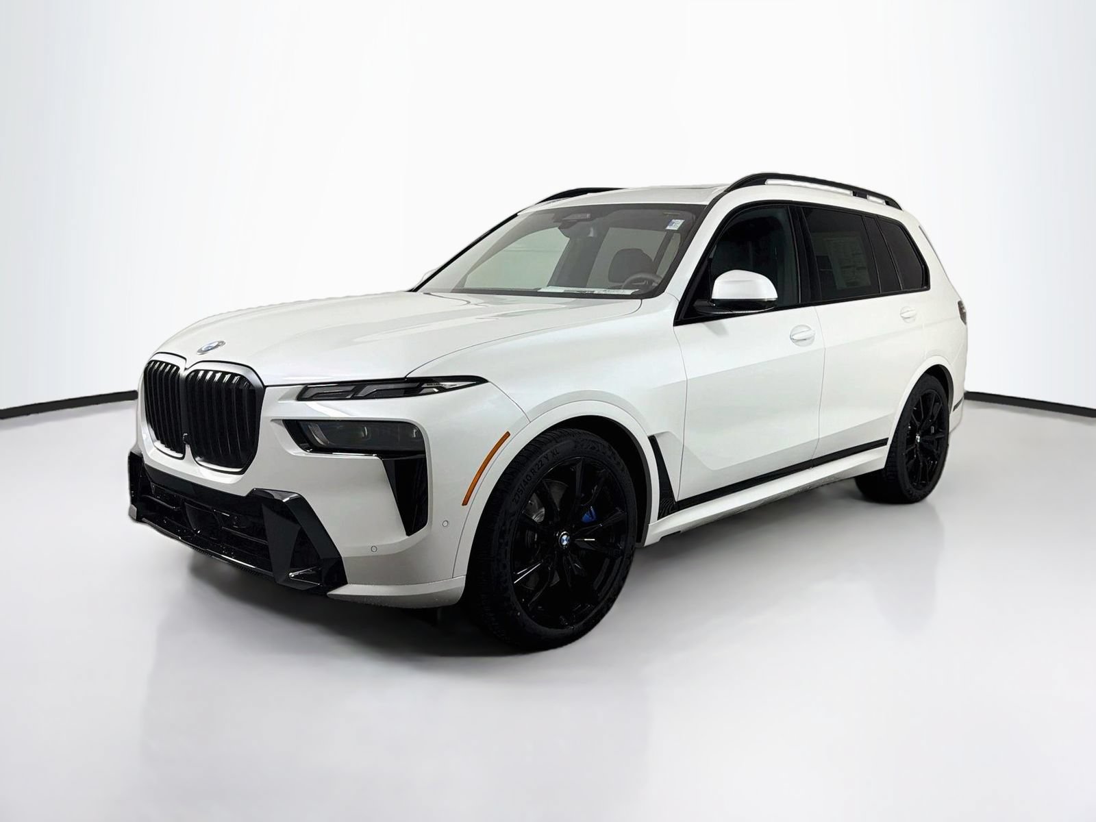 New 2027 BMW X7 xDrive40i w/ M Sport Package AWD/4WD image 3