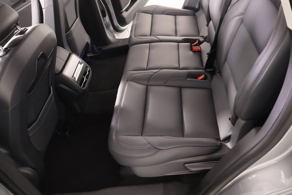 New 2026 Lincoln Nautilus Premier AWD/4WD image 12