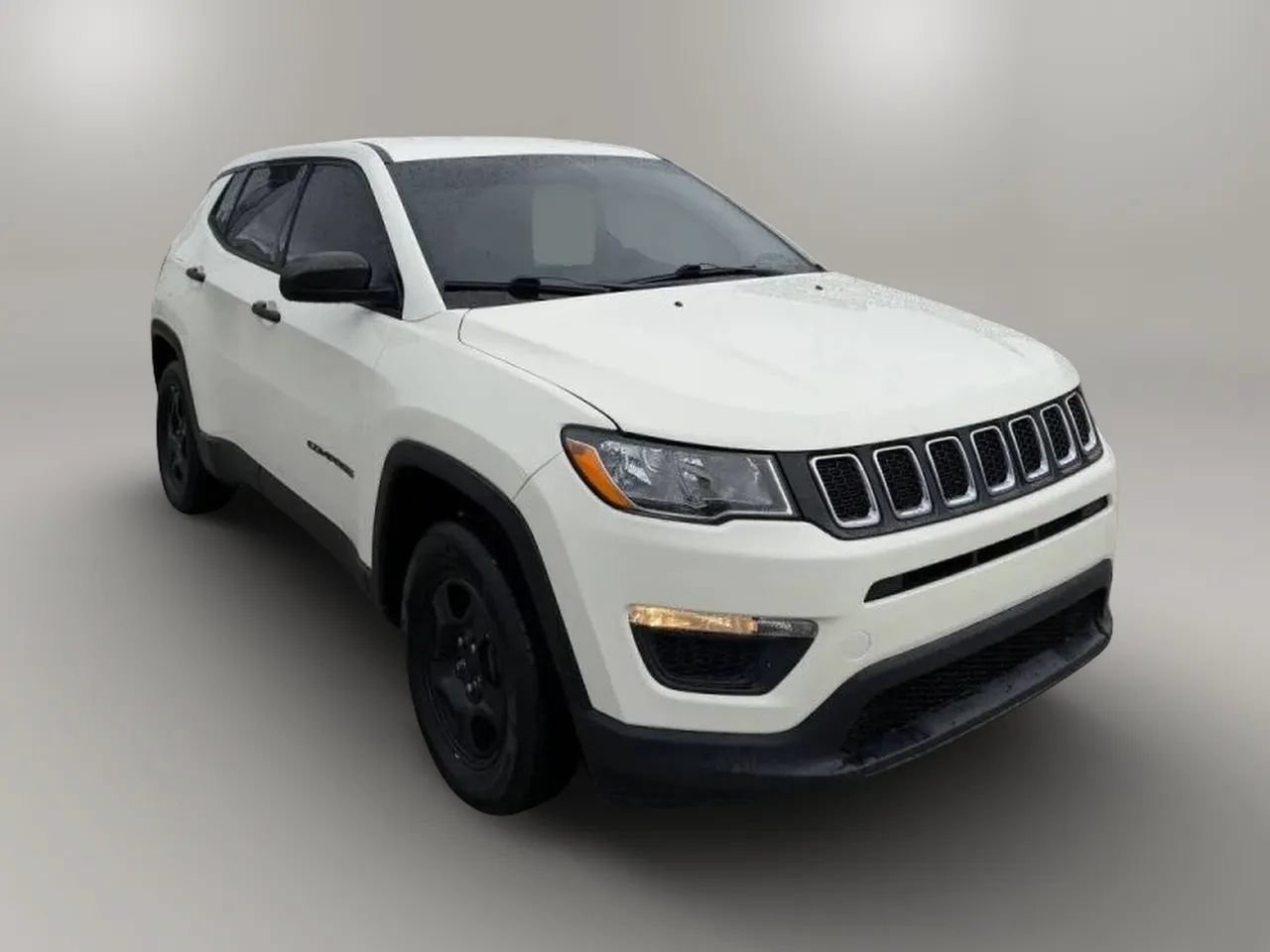 Used 2018 Jeep Compass Sport FWD image 1