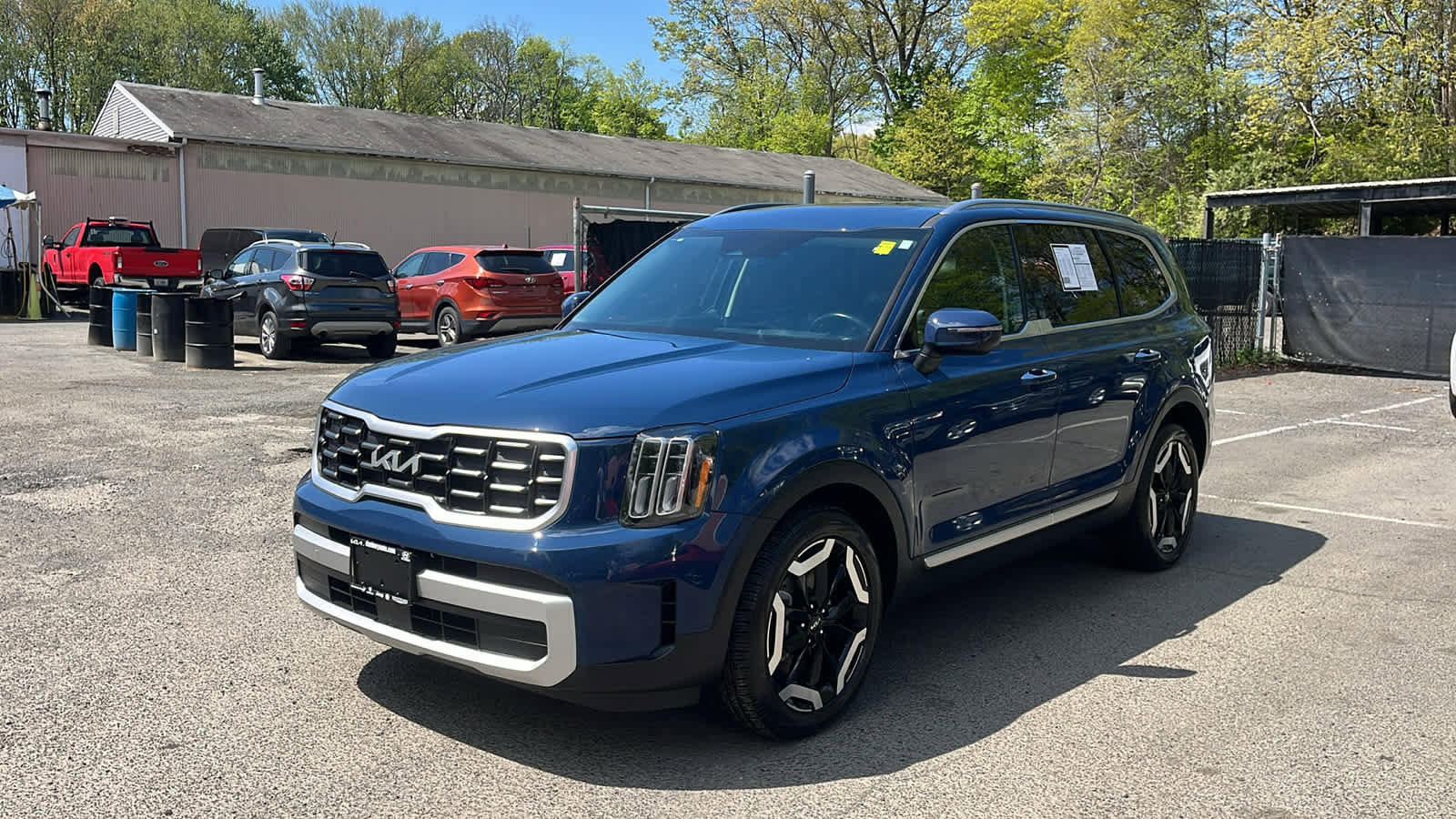 Used 2024 Kia Telluride S w/ S Sunroof Package AWD/4WD image 3