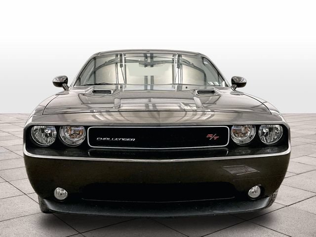 Used 2014 Dodge Challenger R/T w/ Electronics Convenience Group RWD image 4