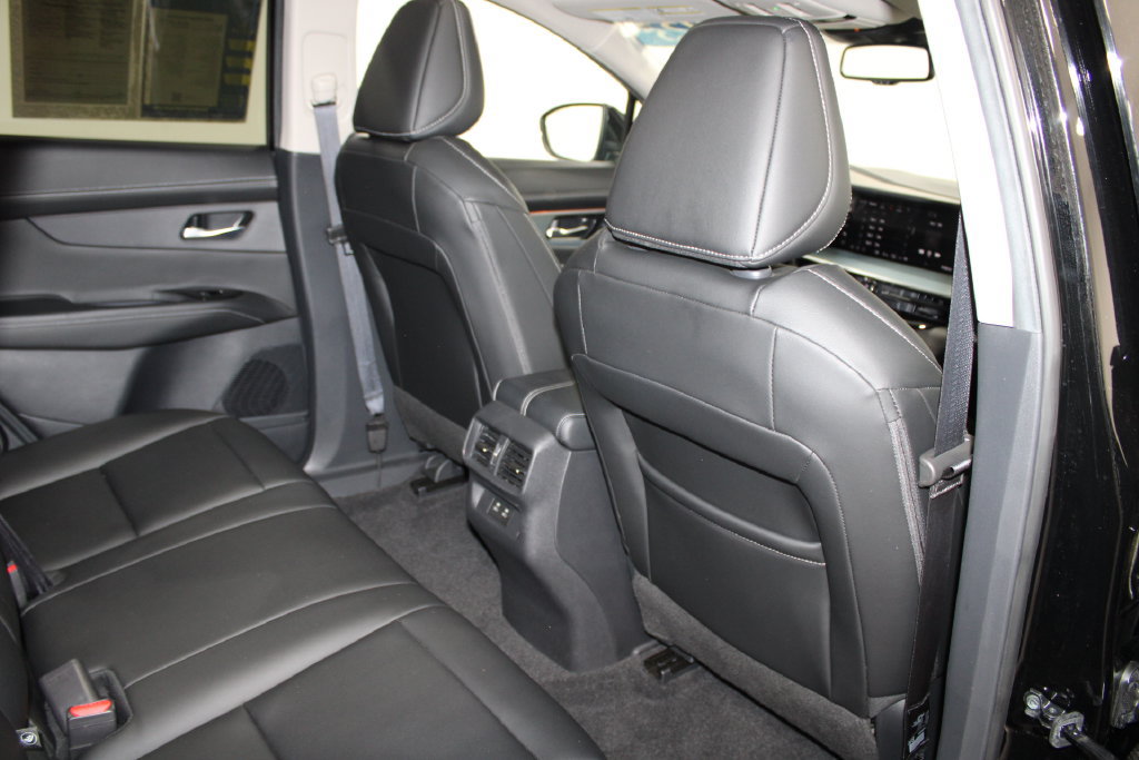 Used 2025 Nissan Murano SL AWD/4WD image 26