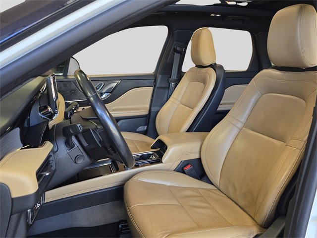 Used 2022 Lincoln Corsair Reserve w/ Equipment Group 201A image 14