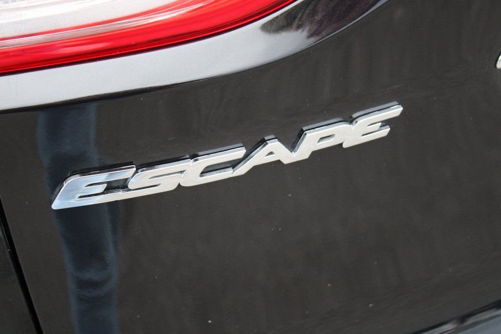 Used 2013 Ford Escape SEL image 10