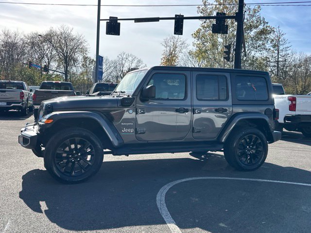 Used 2023 Jeep Wrangler Unlimited Sahara w/ Cold Weather Group AWD/4WD image 25