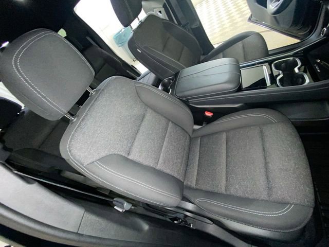 Used 2024 Chevrolet Traverse LT FWD image 15