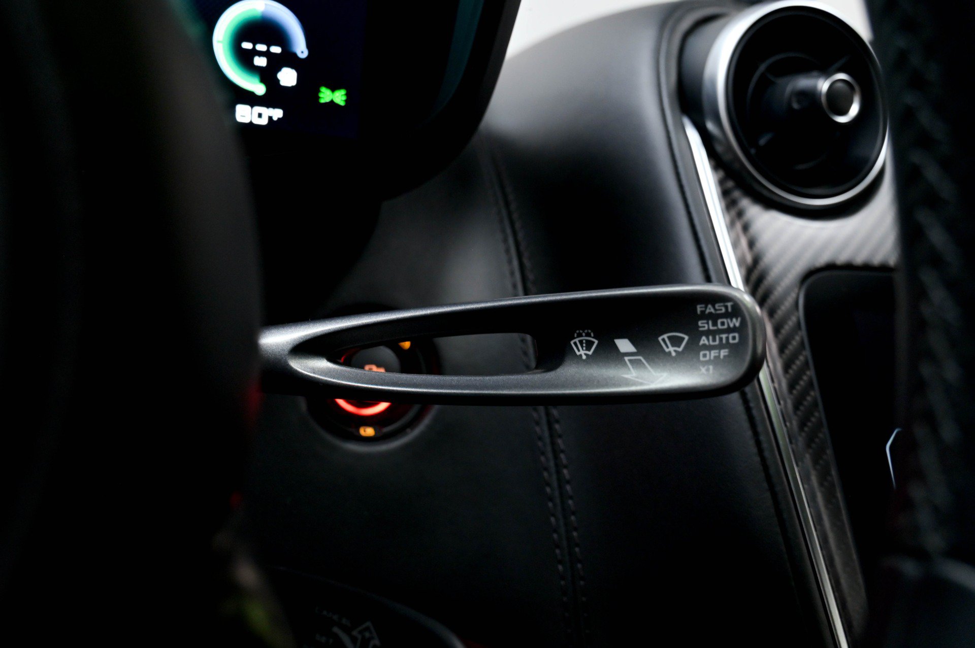 Used 2019 McLaren 600LT RWD image 64