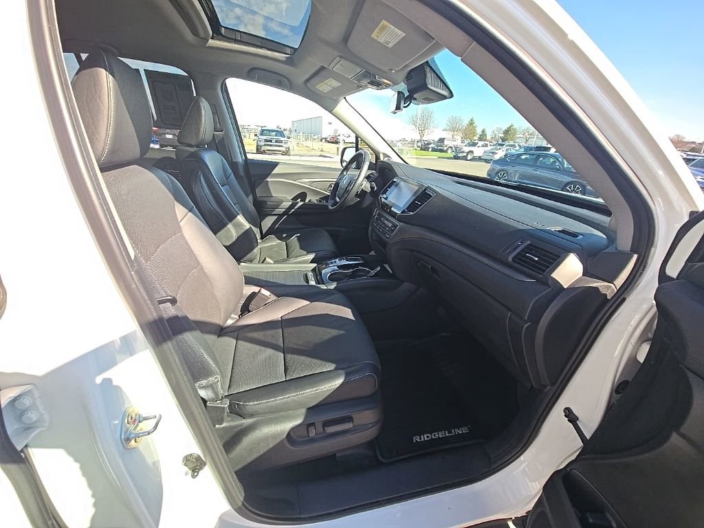 Certified 2023 Honda Ridgeline RTL image 33