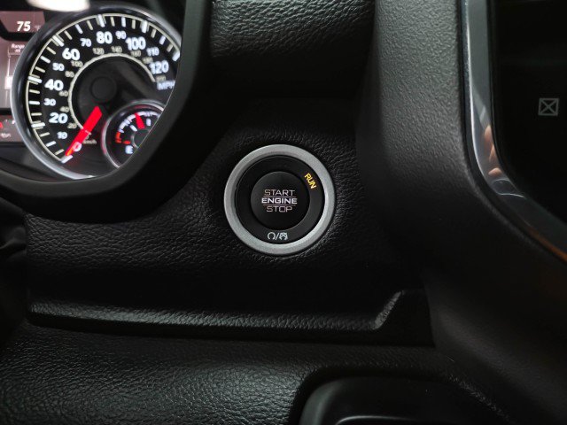 Used 2022 RAM 1500 Laramie w/ Sport Appearance Package AWD/4WD image 25