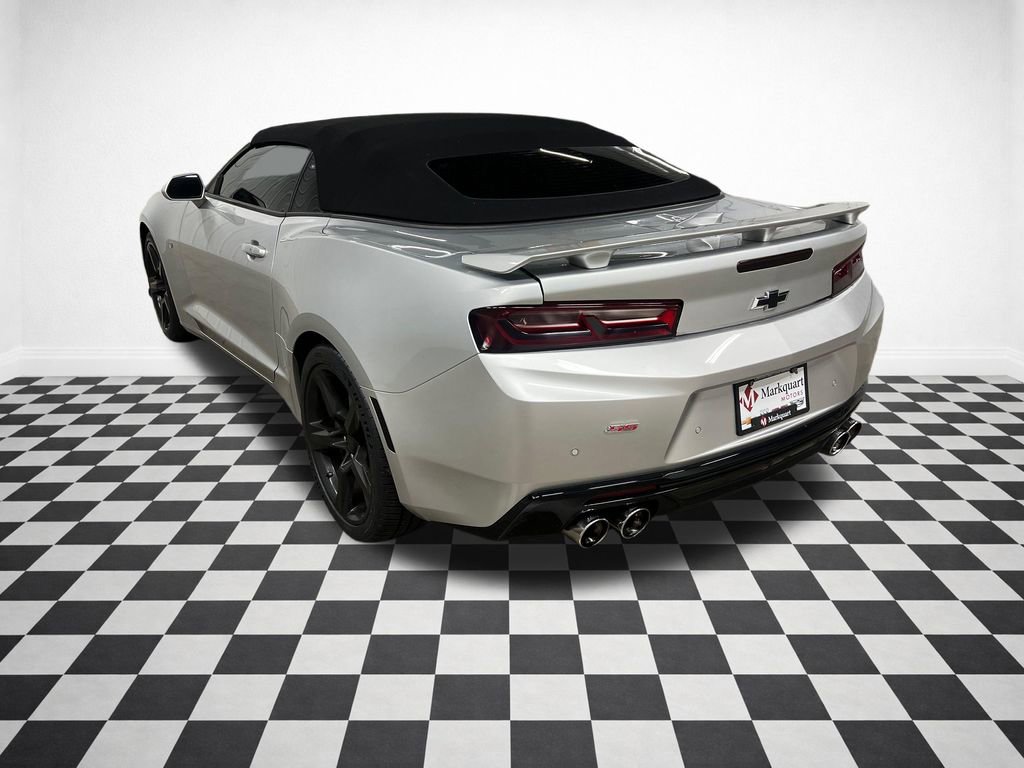 Used 2016 Chevrolet Camaro SS RWD image 6