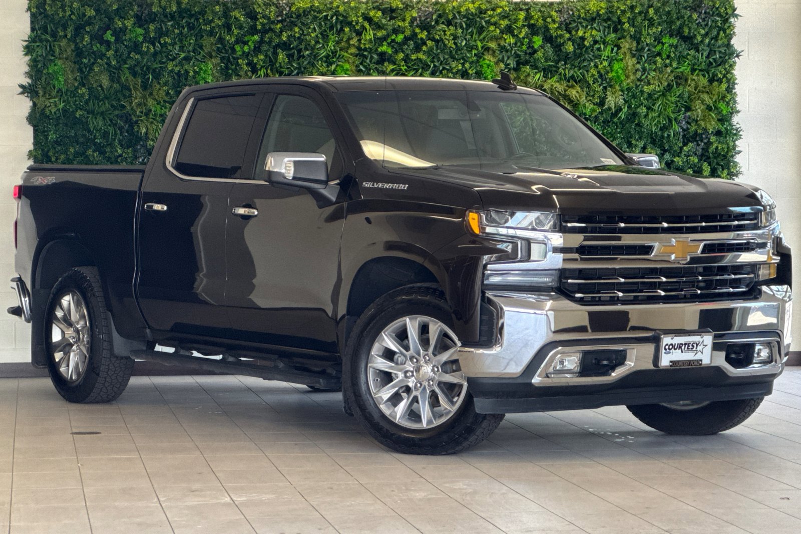 Used 2019 Chevrolet Silverado 1500 LTZ w/ LTZ Convenience Package