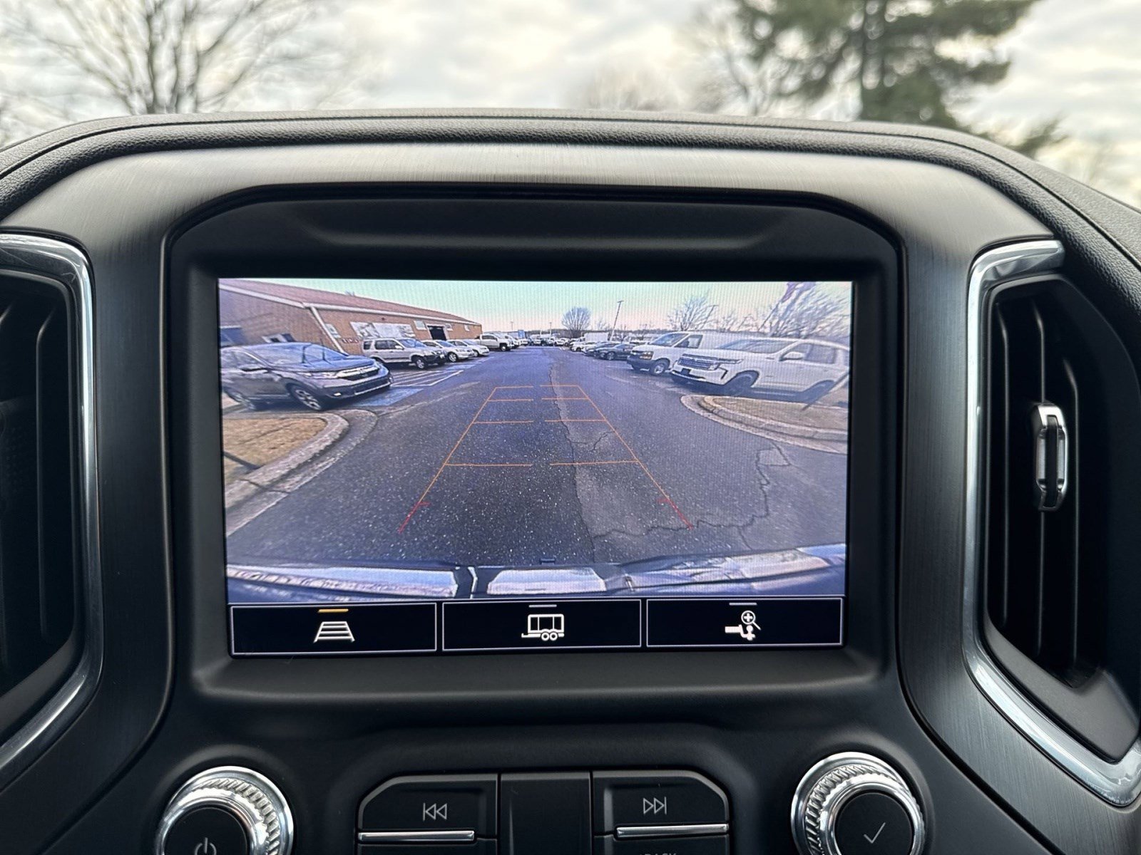 Used 2021 GMC Sierra 1500 AT4 w/ AT4 Preferred Package image 17