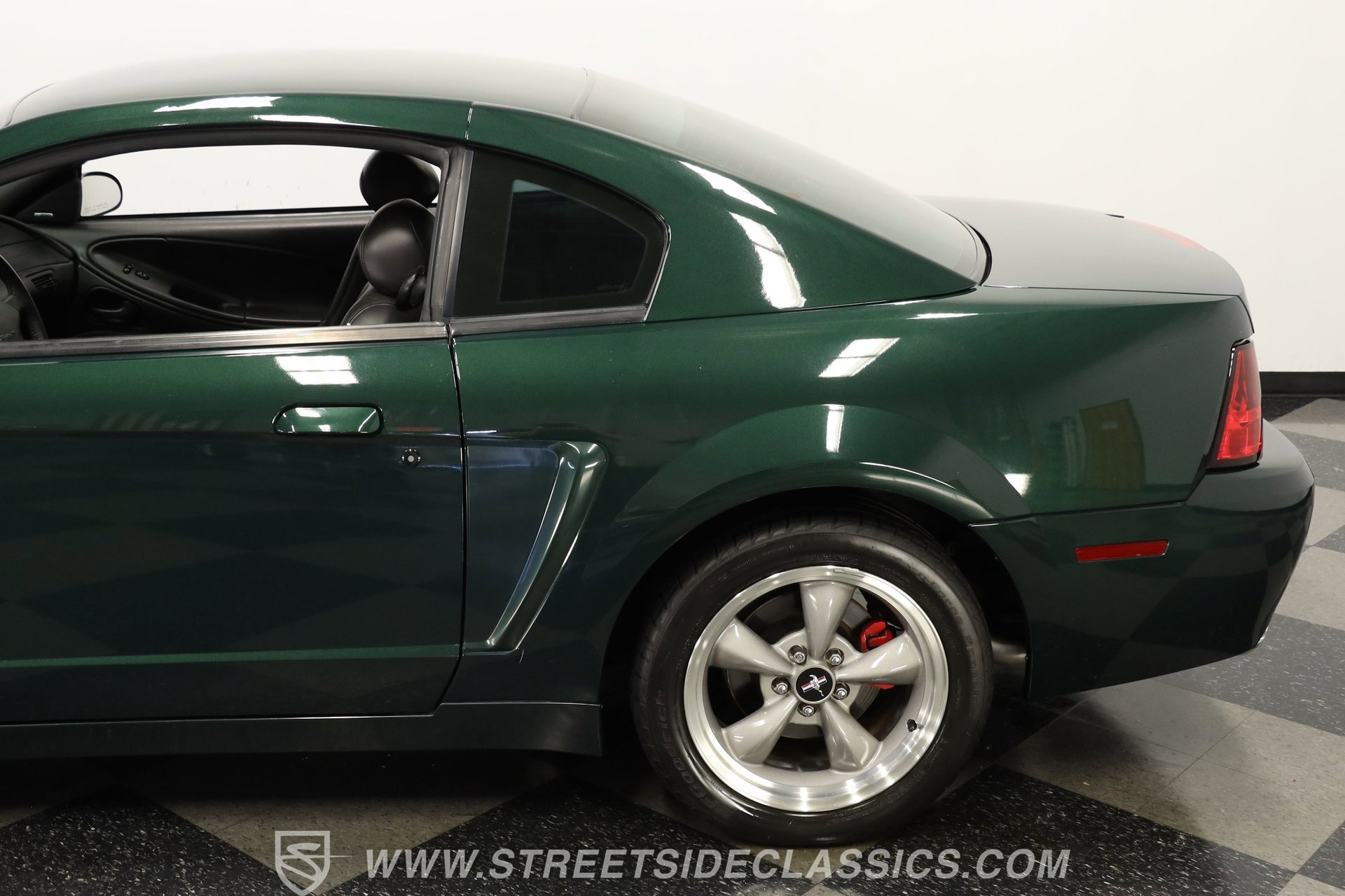 Used 2001 Ford Mustang Bullitt GT image 23