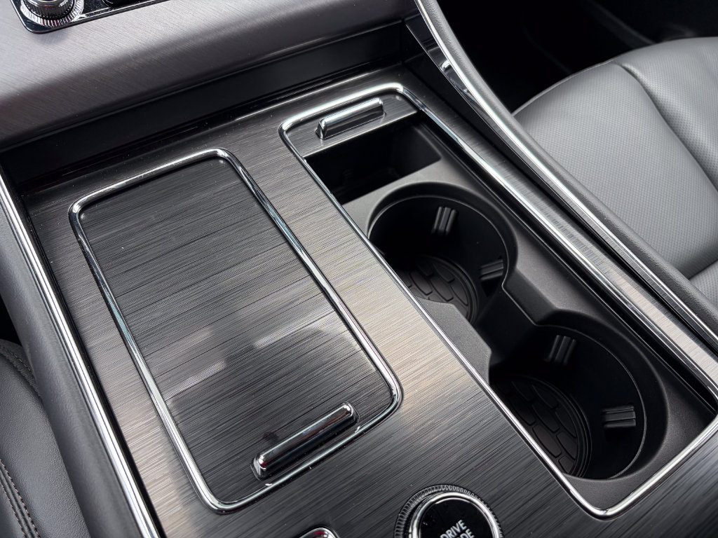 New 2026 Lincoln Aviator AWD image 42