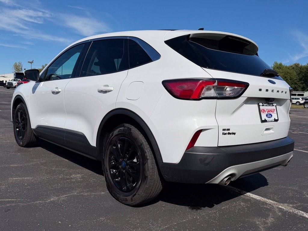 Certified 2021 Ford Escape SE FWD image 13