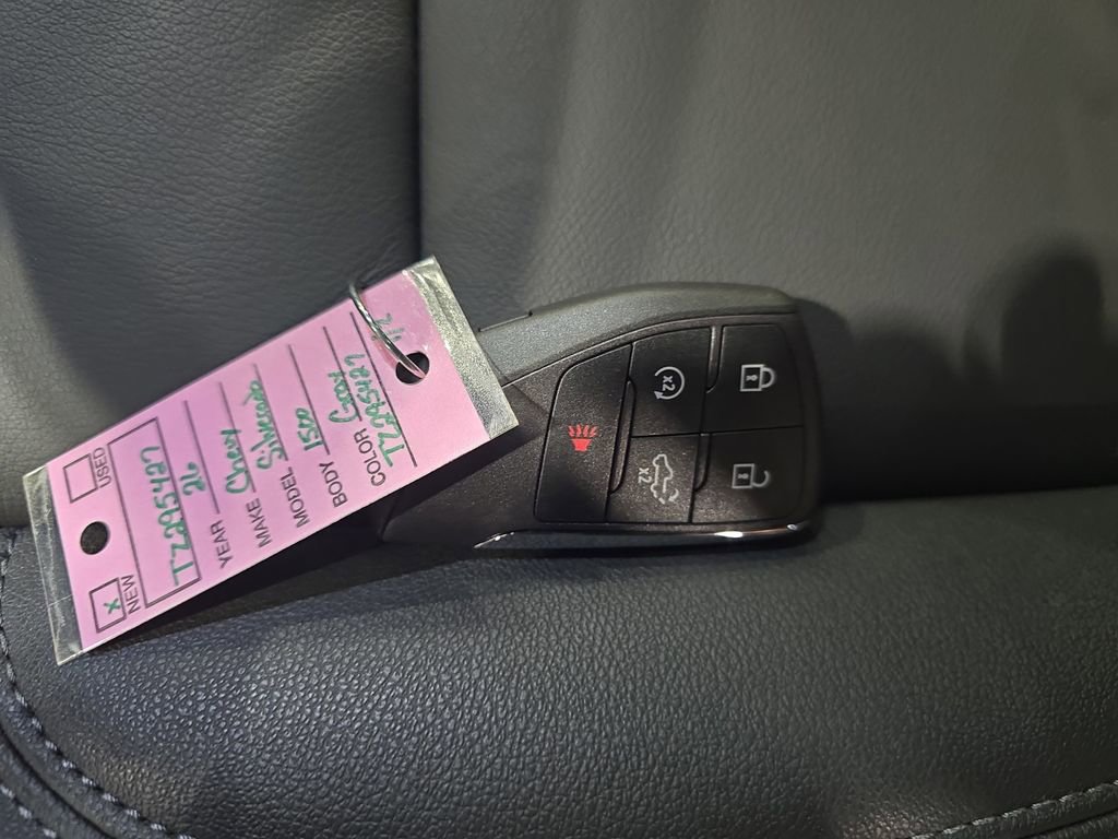 New 2026 Chevrolet Silverado 1500 LT w/ All Star Edition Plus image 35