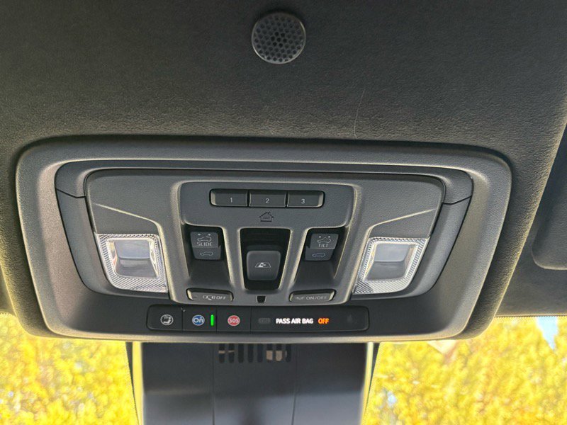 Used 2024 GMC Sierra 1500 Denali Ultimate image 37