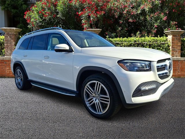 Used 2022 Mercedes-Benz GLS 450 4MATIC image 3