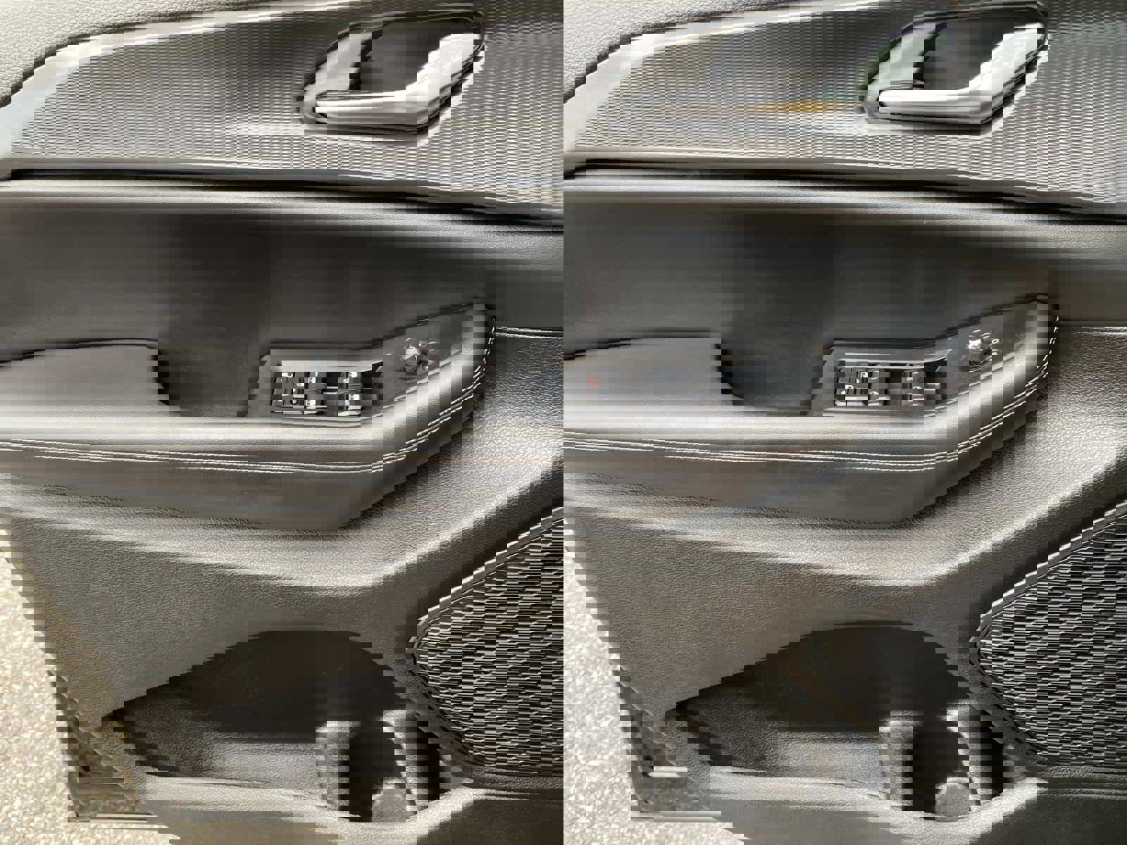 Certified 2023 Jeep Grand Cherokee Laredo X image 21